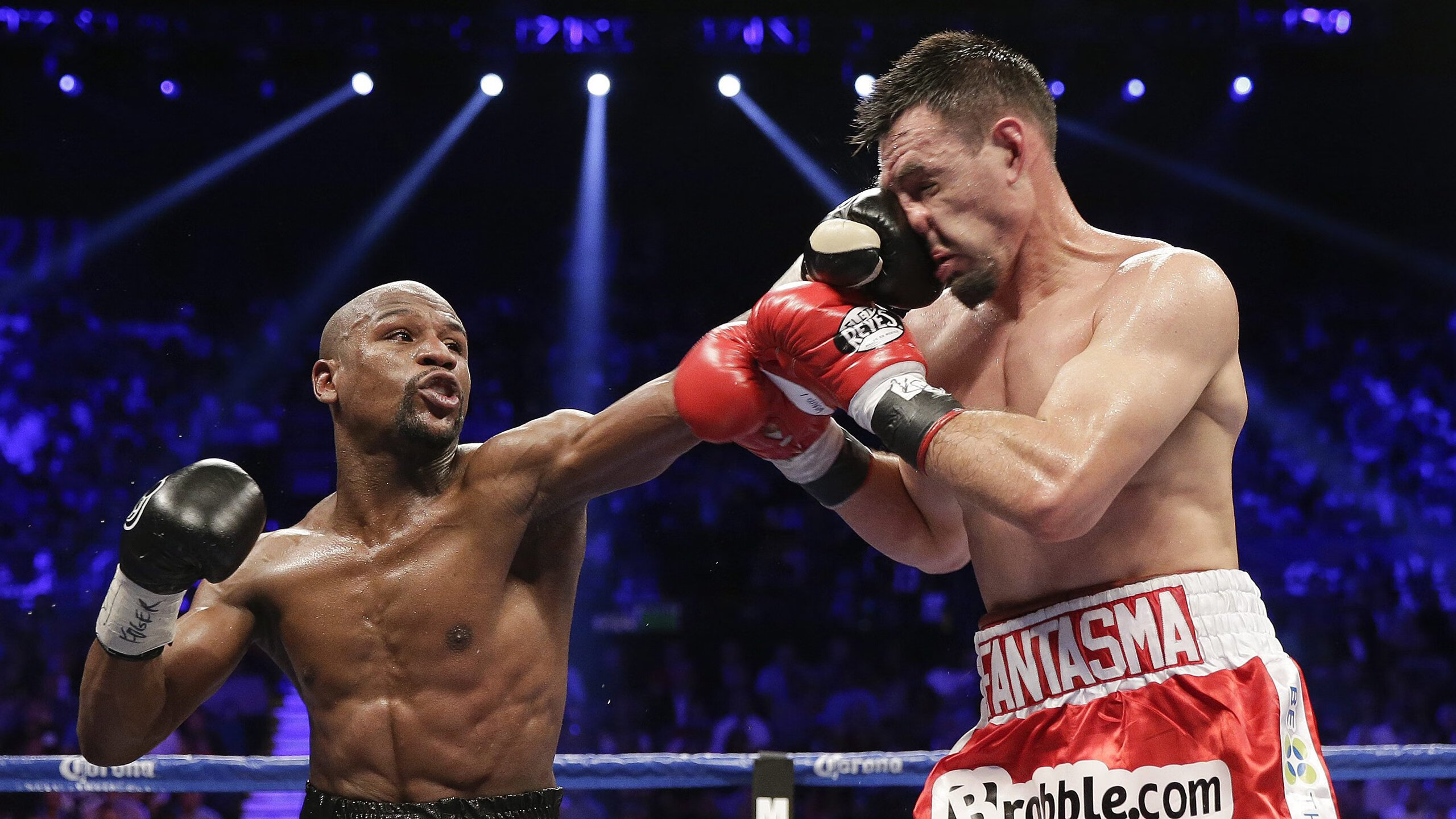 -“法甲精彩瞬间不断：明星攻防引爆全场”，明星队vs98法国队